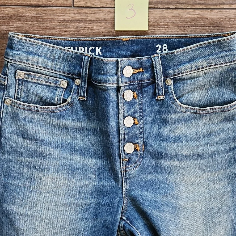 J. Crew 9" High Rise Toothpick Ankle Jean Hartley Distressed Raw Frayed Hem 28 - Picture 5 of 11